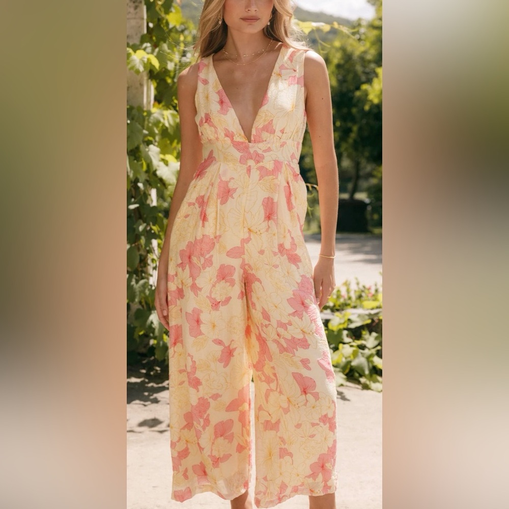 Petal & Pup Halle Jumpsuit 
Yellow & Pink Floral
